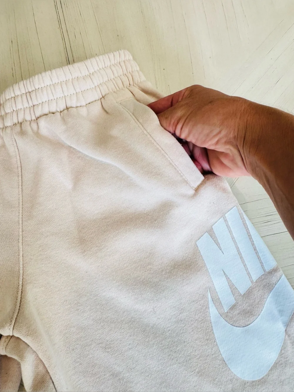 Nike Club Fleece Jogger Pants Kids Size 4–5 – Sand Drift - Unisex